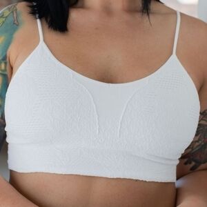 Savvi Sarah Seamless Bra Ribbed Deep V Off White M/L Women's